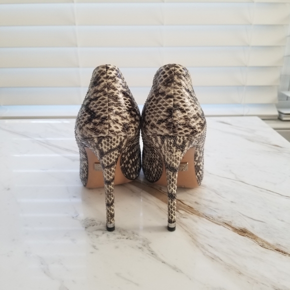 Michael kors pumps - Picture 4 of 8